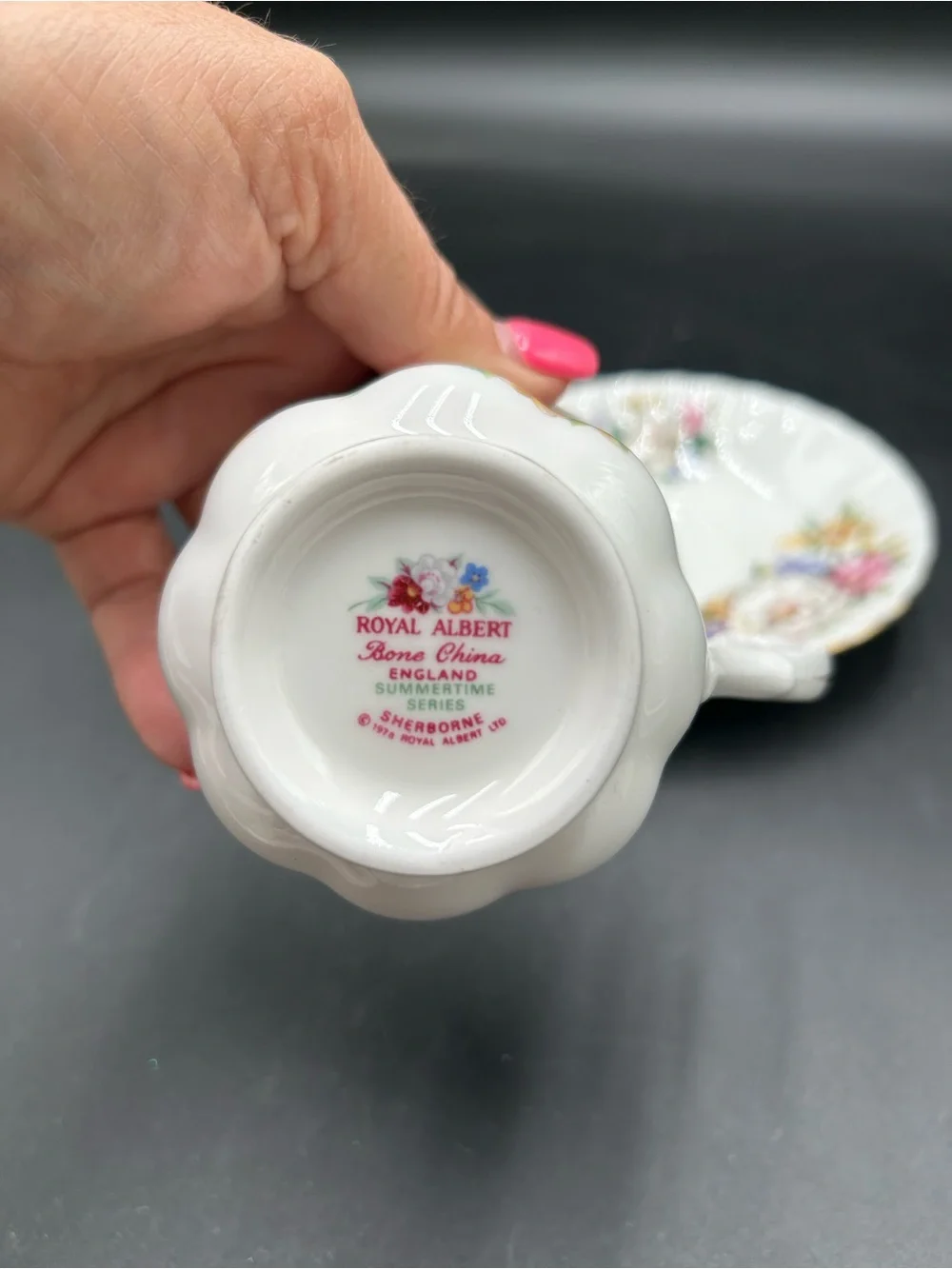 Royal Albert sherborne bone China Teacup and Saucer - White Multicolor Flowers